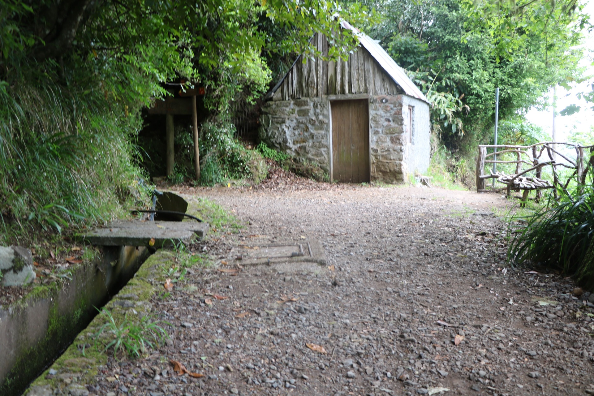 pesdestre-dos-balcoes13